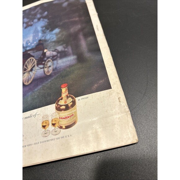 Town & and Country Magazine August 1962 Seattle Worlds Fair Vintage - Picture 4 of 9